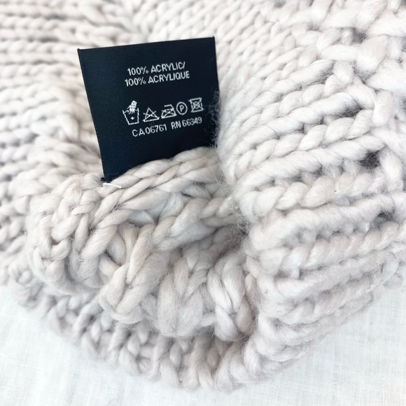 Lord & Taylor Slouching Knit Pom Toque Hat - Picture 16 of 16